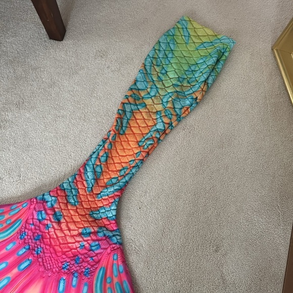 FINFOLK Mandarin Goby mermaid tail (newer stretch fabric) XS - Picture 3 of 5